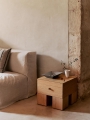 FermLiving_SS25_KubenBedsideTable_1x1_NaturalOakVeneer_1104271032_DedaliVase_H11_Off-white_1104271034_PressHighTray_Aluminium_1104270860.jpg