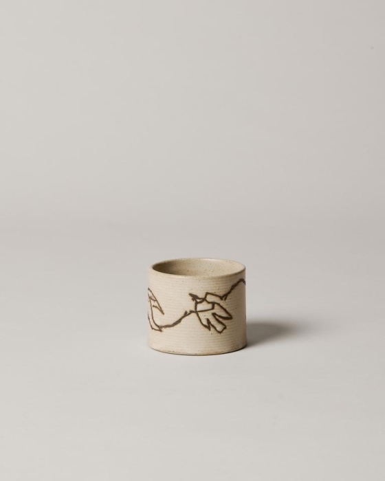 FermLiving_SS25_PackshotsWithBackground_VueloCup_Cream_1104270716.jpg