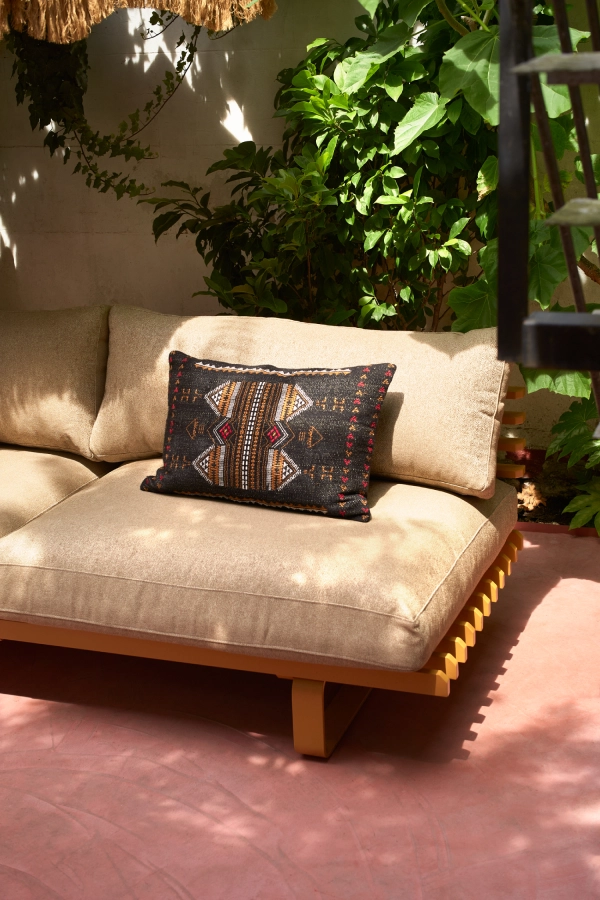 2223collection_hkliving_shoot_1_lr_117-1.jpg