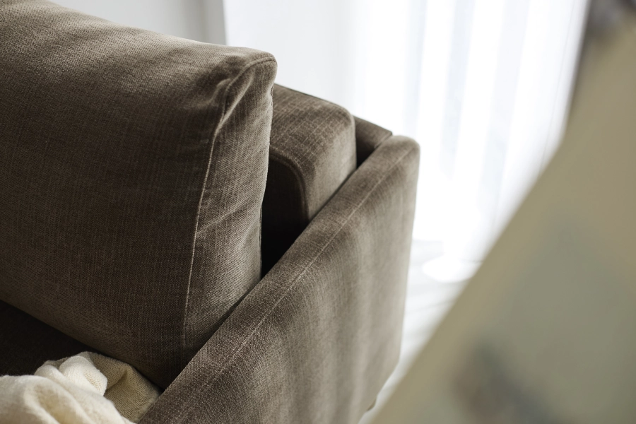 Neah-Chair-with-Slim-Arms-411-low-e5.jpg