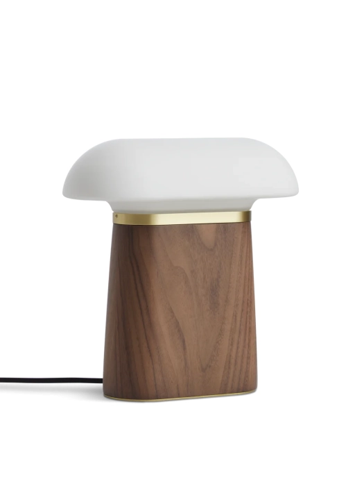WOUD_Nova_Walnut.webp