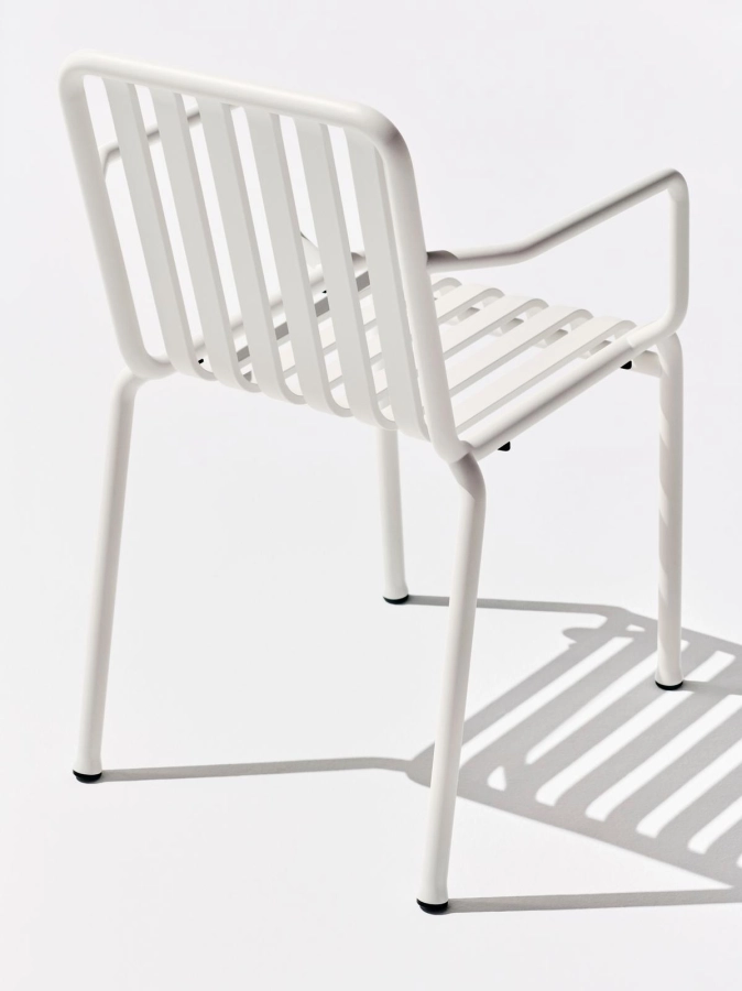 Palissade Armchair cream white 02.jpg