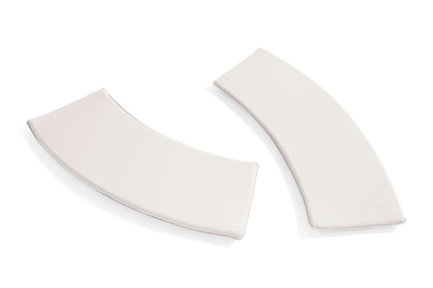 AB560-C973-AL31_Palissade Park Dining Bench Cushion In_Out cream white_Set of 2.jpg