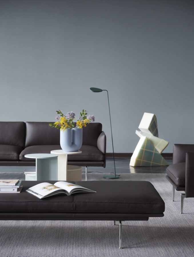 Outline-daybed-easy-leather-root-alu-kink-halves--eaf-dark-green-muuto-org_7.jpg