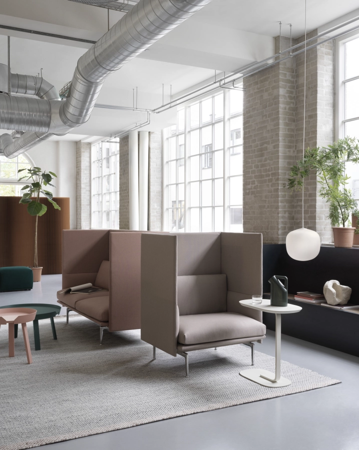 outline-highback-1-seater-twill-weave-230-2-seater-twill-weave-530-around-relate-rime-pendant-muuto-org_7.jpg