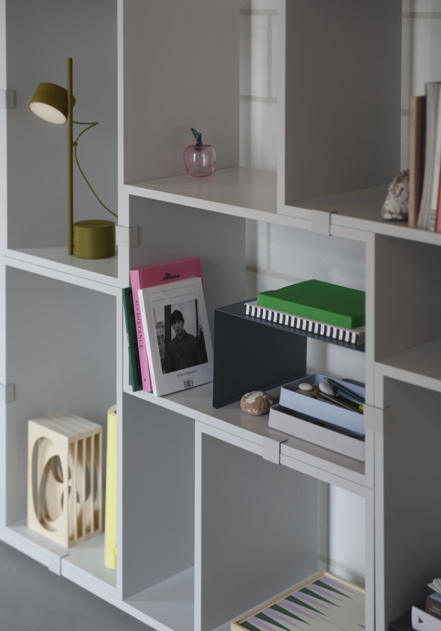 stacked-bookcase-3-grey-stacked-insert-blue-grey-post-table-lamp-brown-green-muuto-org_7.jpg