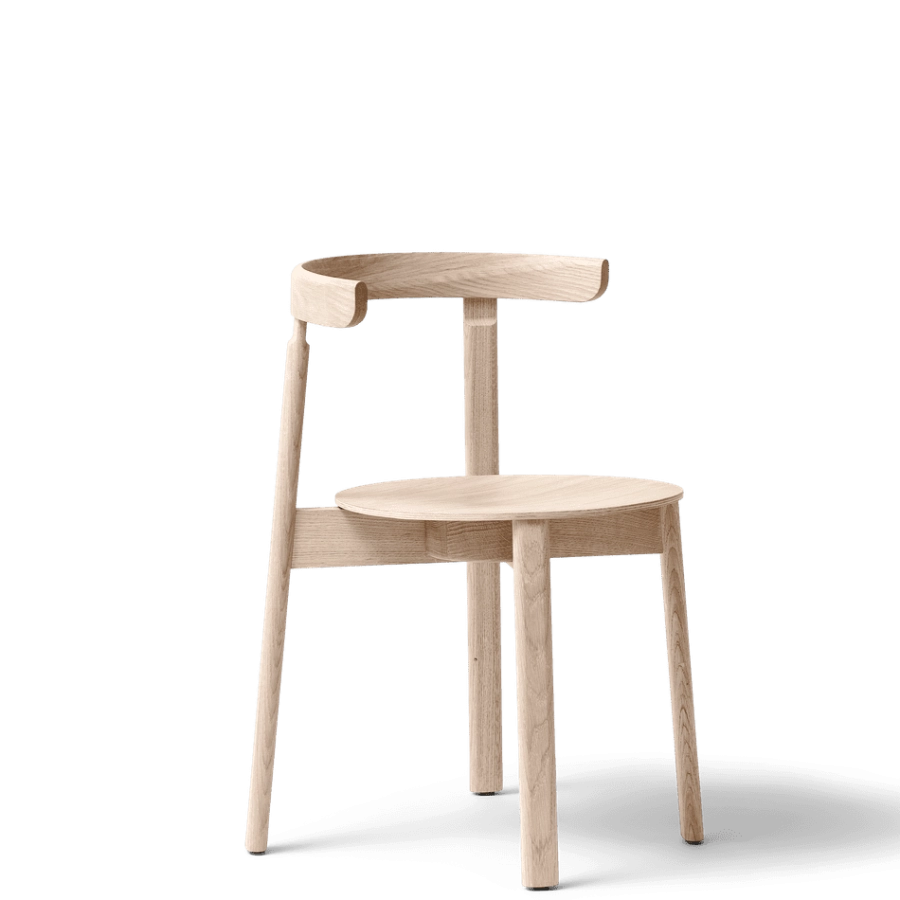 Form and Refine_Lunar_Chair_White-Oak_Perspective 17.25.58.png