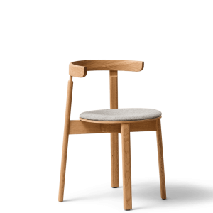 FORM & REFINE krzesło LUNAR dąb olejowany | tapicerka Hallingdal  0227