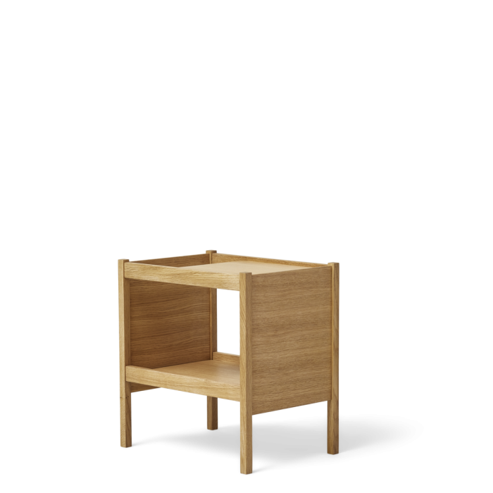 Form and Refine_Jounal-side-table_Oak_Perspective.png