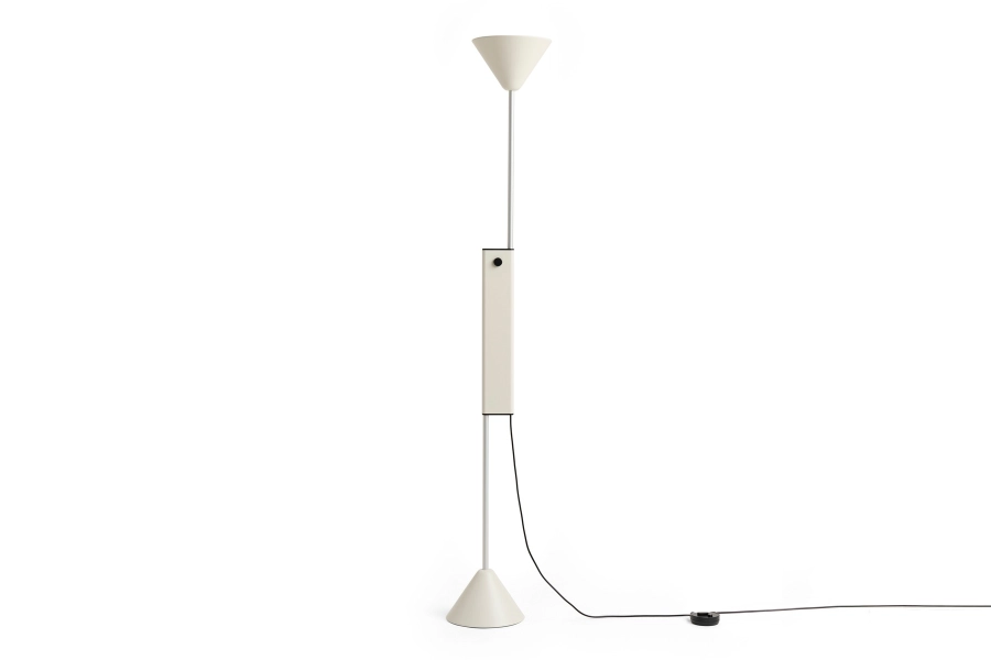 AE925-A686_Twist Floor Lamp cream white_detail 01.jpg