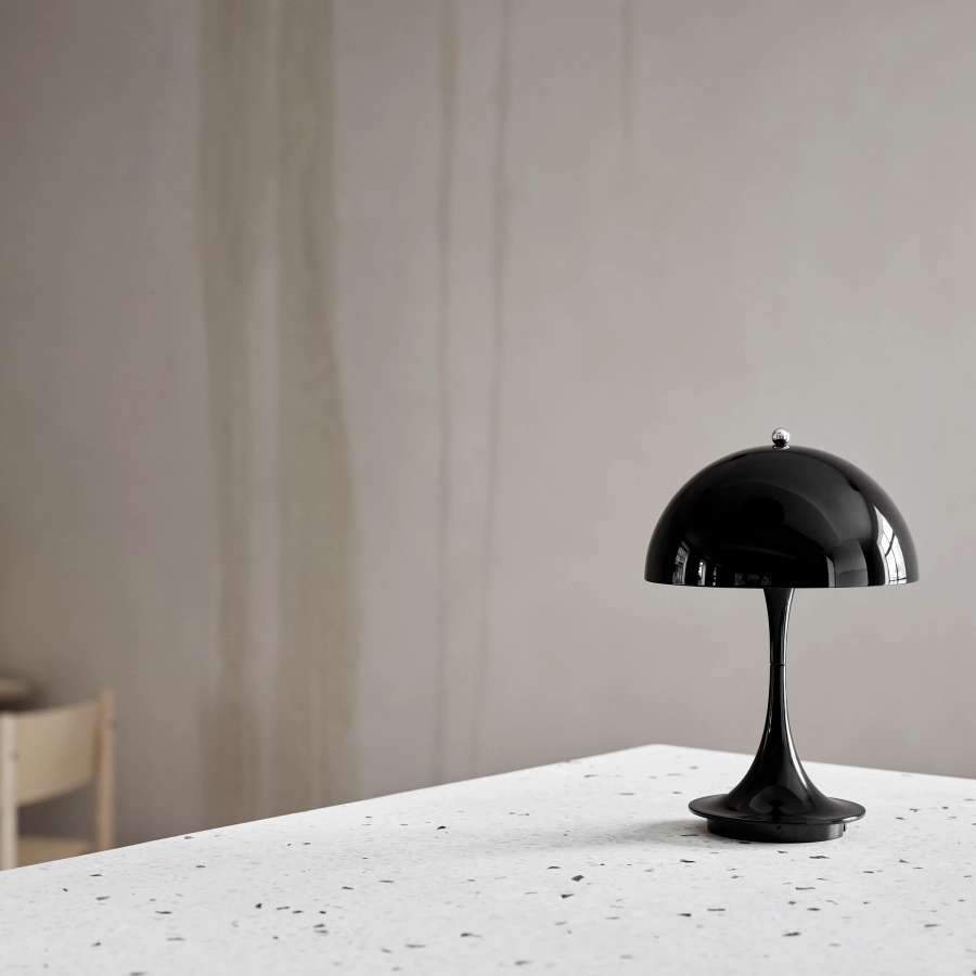 52226_63110_LP Panthella Portable Metal shade Black.png.webp
