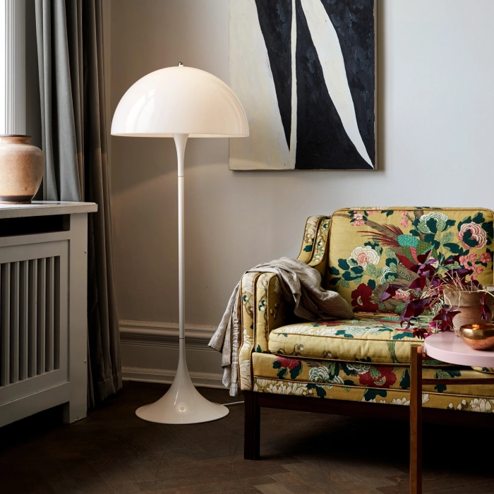 62971_62971_PDP-Panthella-Floor-Lamp-Hellerup-02728.png.webp