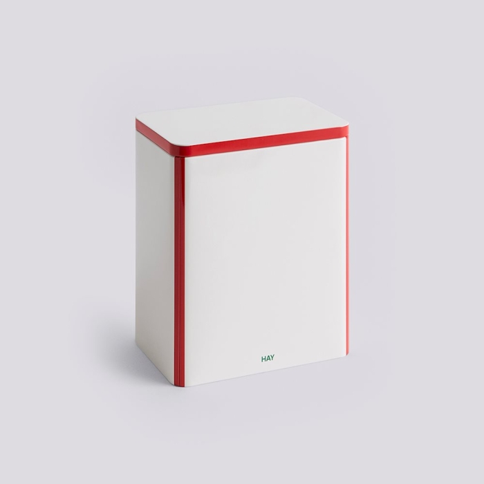 ae360-a603-an87_variant_tin-container-l-off-white-and-red_gb1220x1220px2.jpg