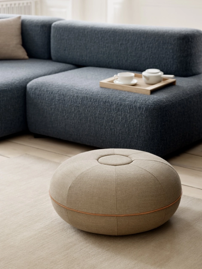 FH_Pouf_Natural_Alphabet_No. 10_Aiayu cushion_Oat Duży.jpeg