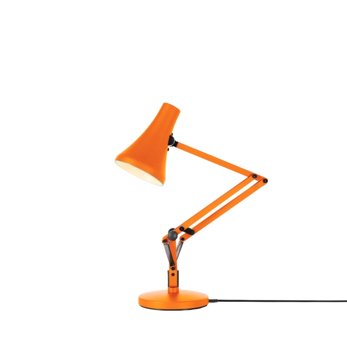90-mini-mini-desk-lamp-sunburnt-orange_1025.CT.SQ.P.S2.WB.1 Duży.jpeg