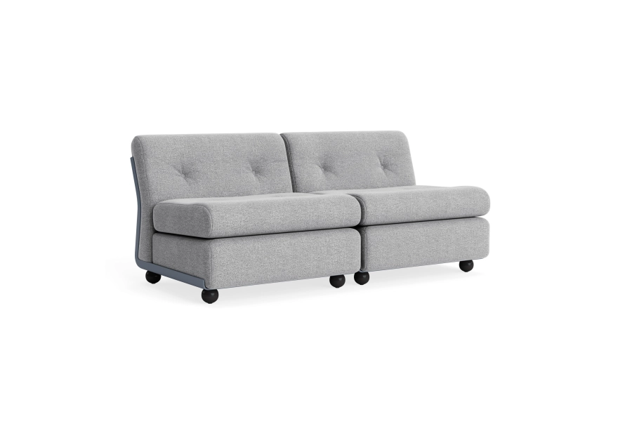 AF328-A414-AA25-01CO_Amanta 2 seater Hallingdal 130_frost blue shell.jpg