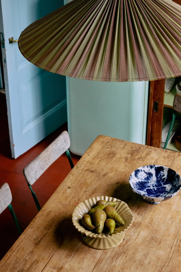 2526_collection_hkliving_shoot_1_lr_376.jpg