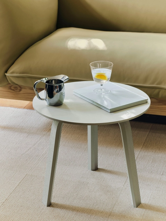 Bella Coffee Table eucalyptus_Indian Steel Pitcher XS_Curve Stem Glass.jpg