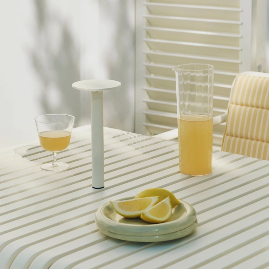 host-portable-lamp_imageslider_3.jpg