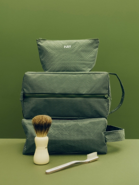 Grid Wash Bag S dark green_Grid Wash Bag M dark green_Grid Pouch S dark green.jpg