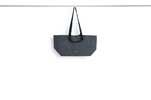 AF784-A601-AE89_Grid Weekend Bag S dark blue.jpg