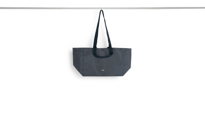 AF784-A601-AE89_Grid Weekend Bag S dark blue.jpg