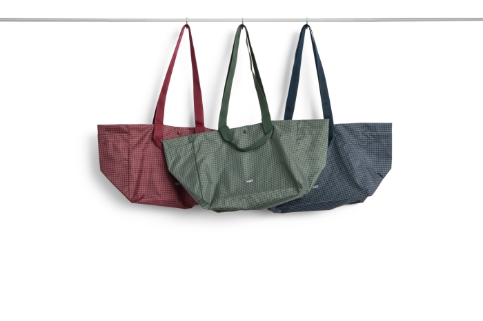 Grid Weekend Bag S family.jpg