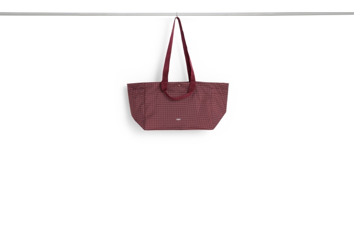 AF784-A601-AF61_Grid Weekend Bag S burgundy.jpg