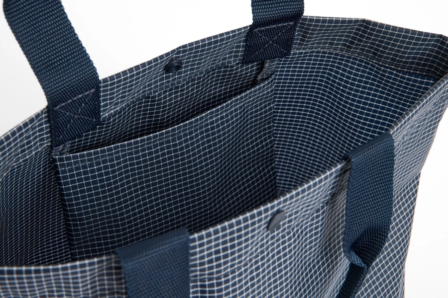 AF783-A565-AE89_Grid Everyday Bag Mini dark blue detail.jpg