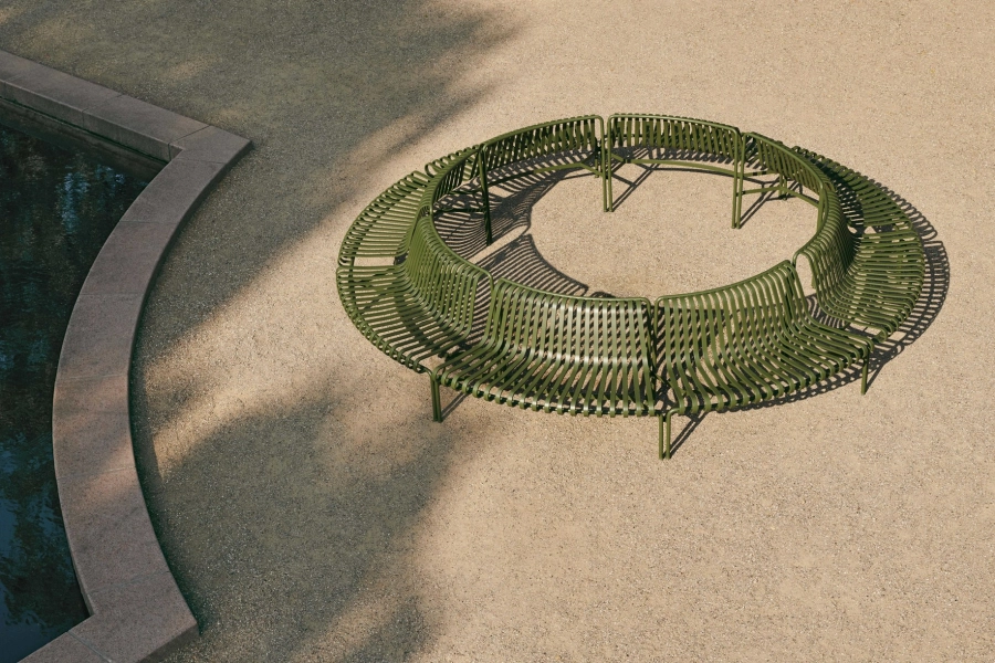 Palissade Park Dining Bench Out olive 02.jpg
