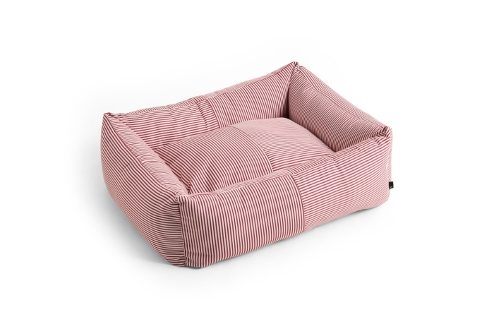 AF570-A602-AS05_HAY Dogs Bed Zip M red and white stripe.jpg
