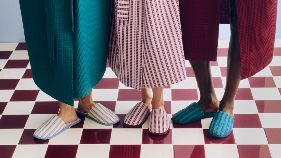 Waffle Slippers Stripe family_Waffle Bathrobe Stripe family_01.jpg