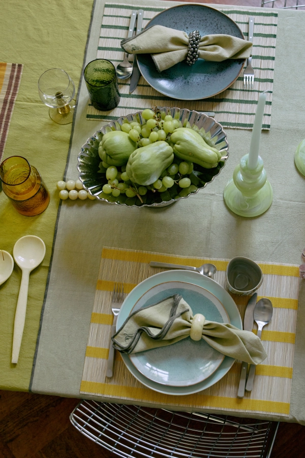 2526_collection_hkliving_shoot_1_lr_125.jpg