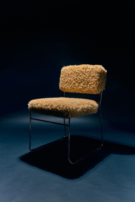 2026_additions_hkliving_dining_chairs_lr_10.jpg