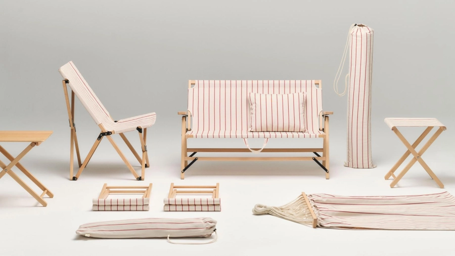 Outdoor Market Folding beige with red stripe collection.jpg