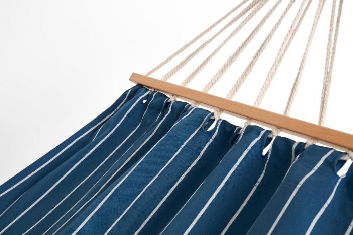 AE978-E865_Outdoor Market Hammock blue with beige stripe_detail 01.jpg