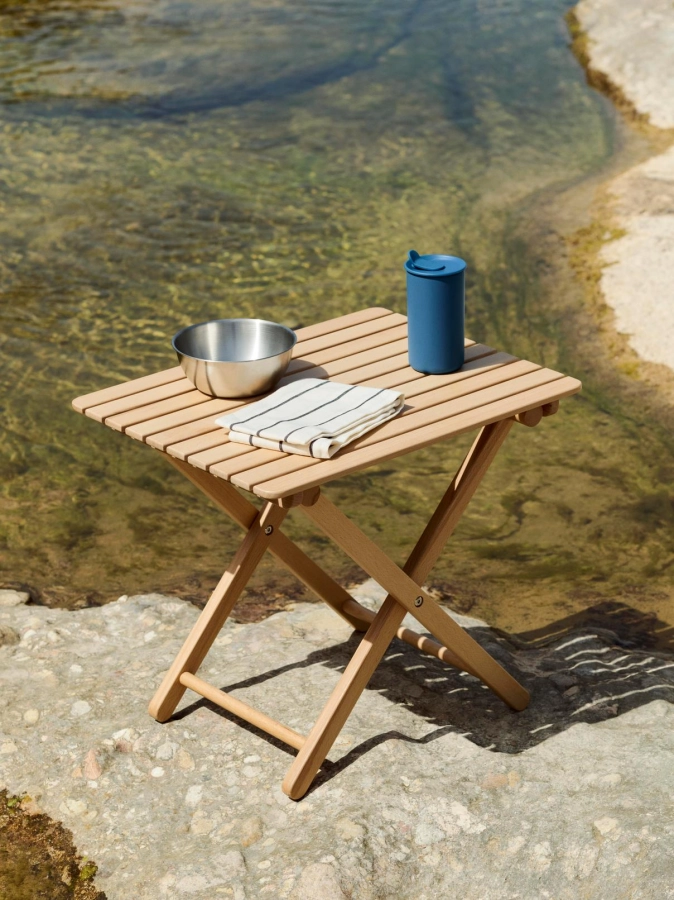 Outdoor Market Folding Table S_Outdoor Market Thermo Mug blue_Outdoor Market Steel Bowl_Outdoor Market Tea Towel beige with blue stripe.jpg