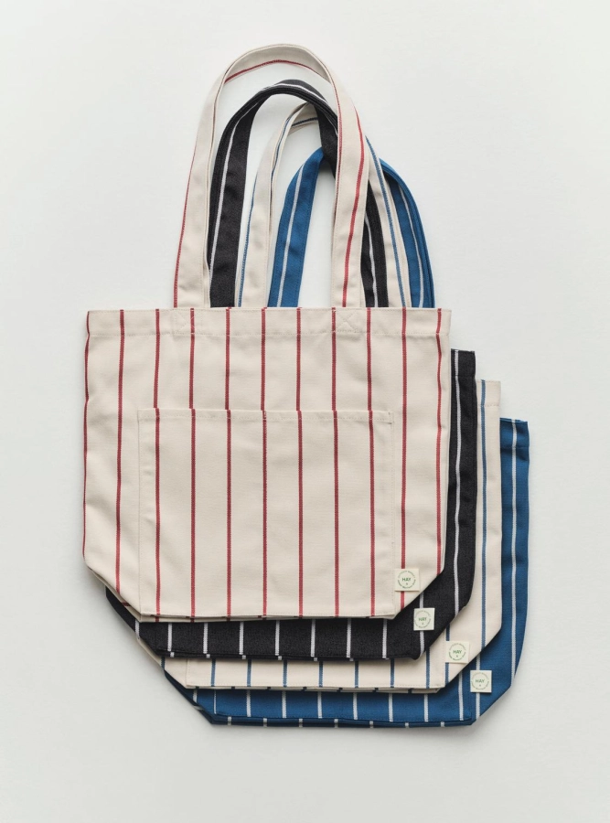 Outdoor Market Tote Bag M family 01.jpg