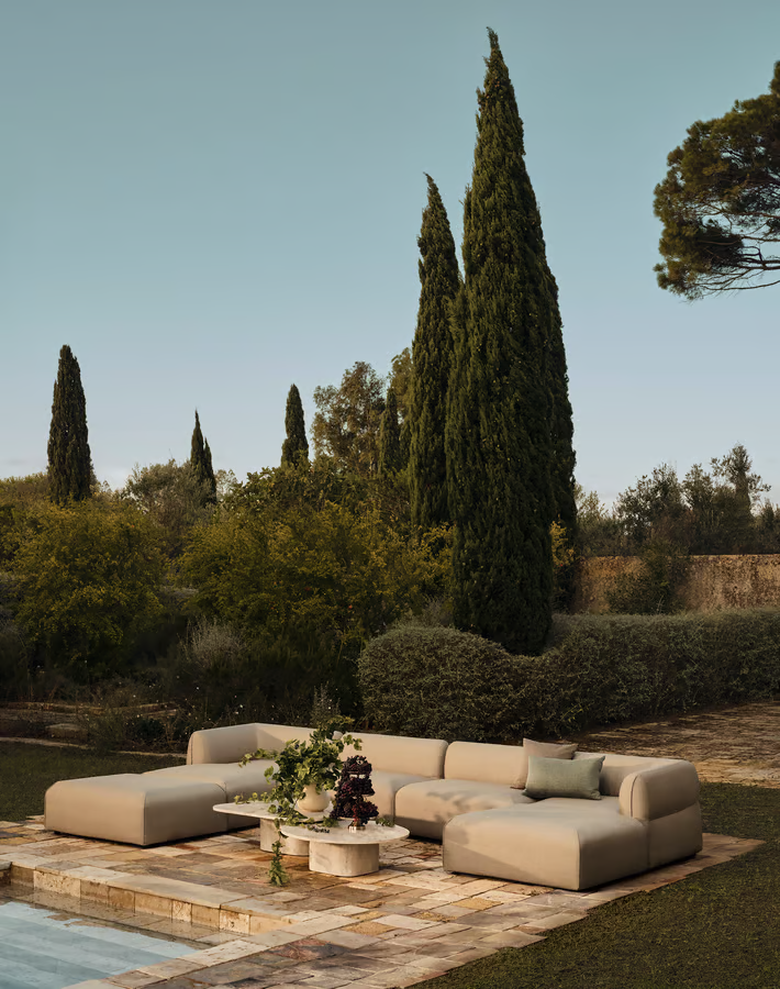 arke-eida-mingei-classic-cushion_ss26 Duży.png