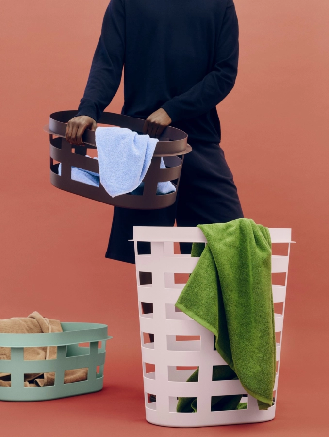 Basket S green_bordeaux_Basket L pink_Mono Bath Towel matcha_sky blue_cappucino.jpg
