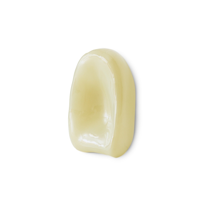 rzeźba szklana CREAM.jpg