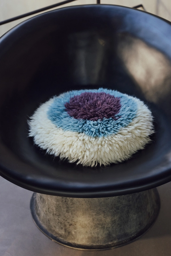 poduszka dekoracyjna FLUFFY CUSHION 40x40cm.jpg