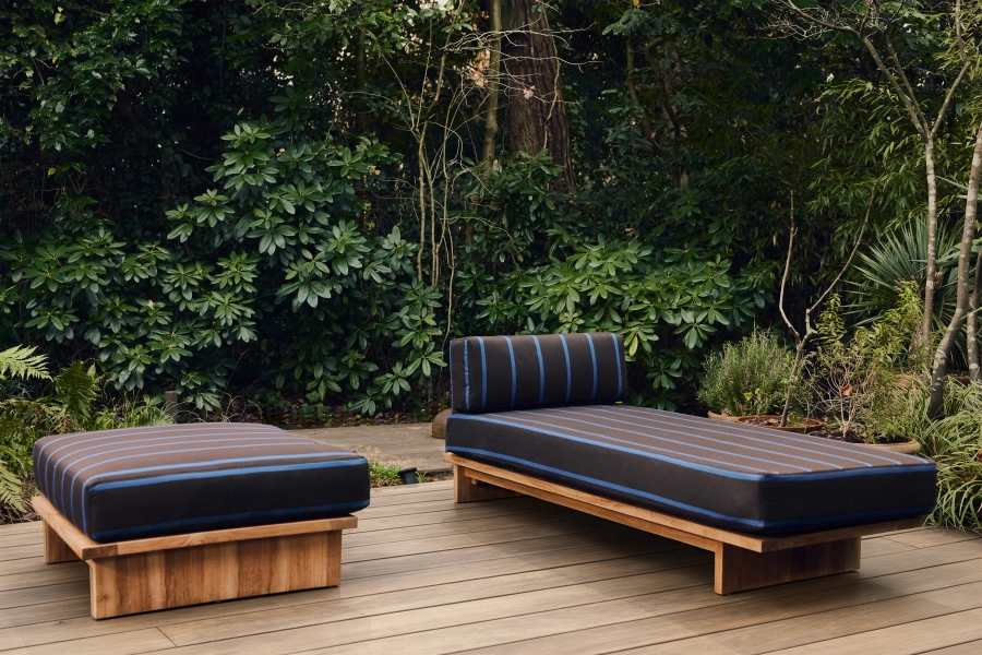 leżanka outdoor TEAK burnt sky.jpg