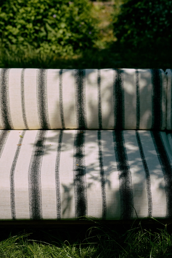 sofa outdoor TEAK chalkstripe.jpg