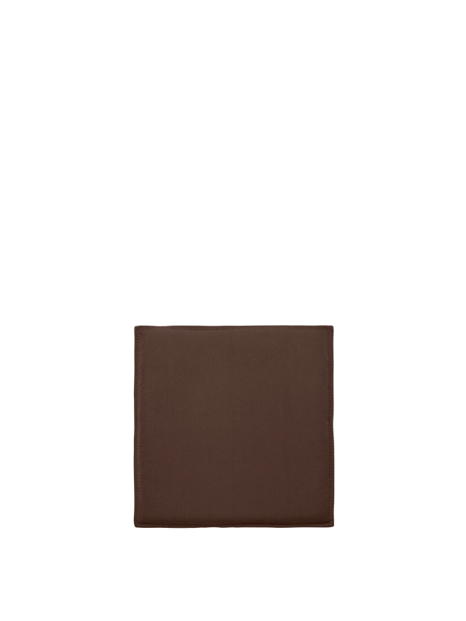 FERM LIVING poduszka na krzesło ogrodowe DAPPLE – dark chocolate.png