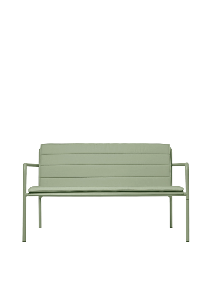 FERM LIVING poduszka DAPPLE do sofy 2-osobowej – tea green.png