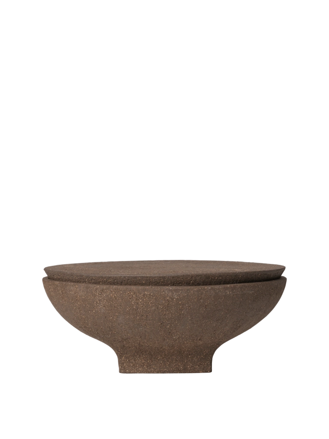 FERM LIVING świeca ogrodowa VEI 30 brown.png