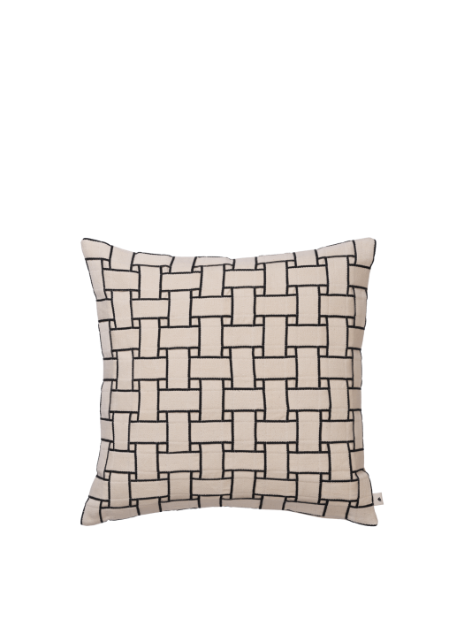 FERM LIVING poduszka LATTICE – off-white/black.png
