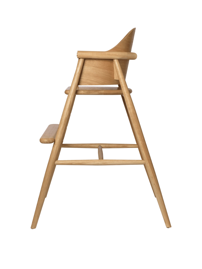 FERM LIVING krzesełko do karmienia MURU – natural oak.png