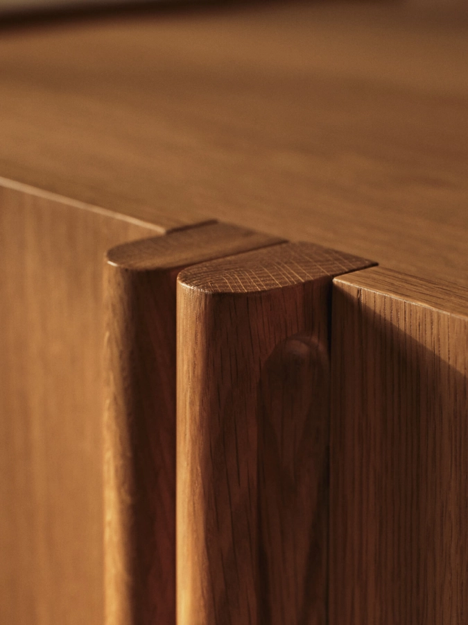 FERM LIVING komoda TILU – natural oak.jpeg